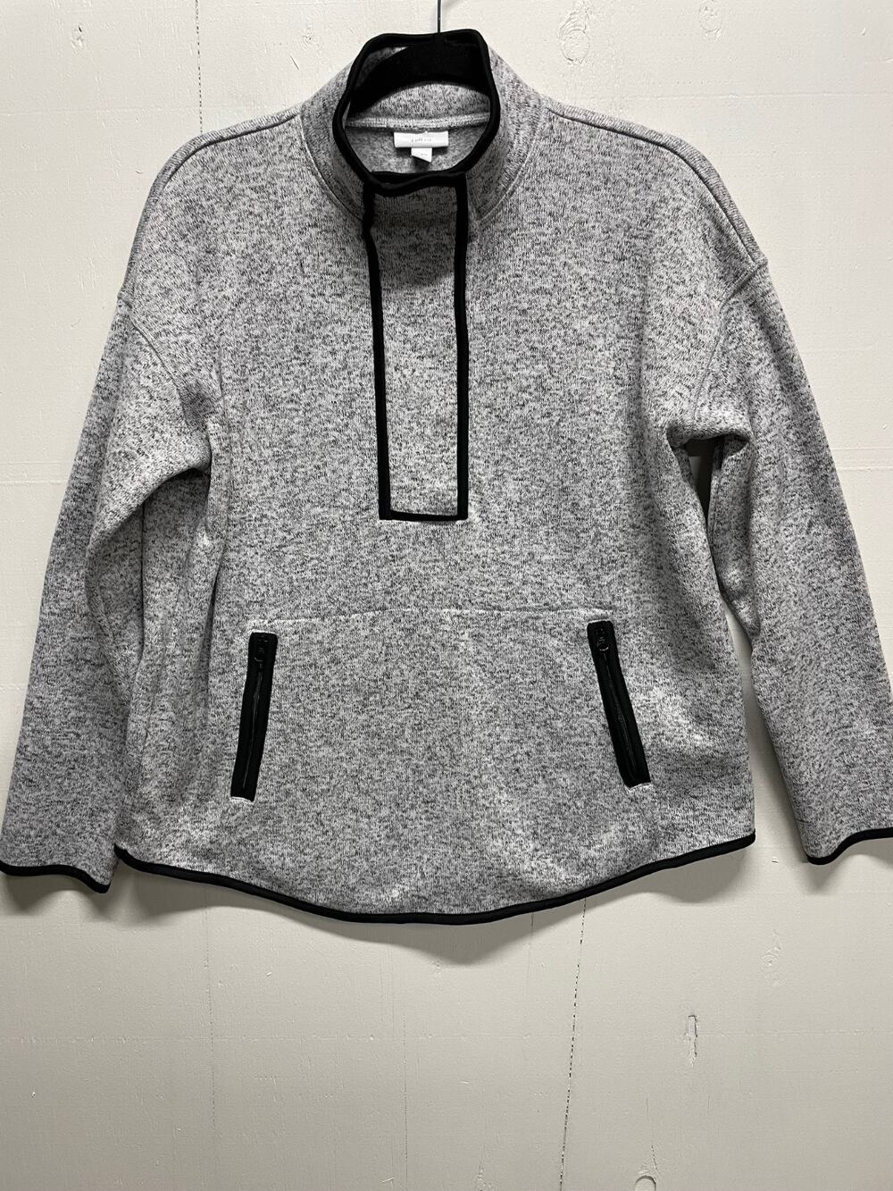 J Jill Fit Women's Gray & Black Pullover Size Small Snaps in Front Activewear